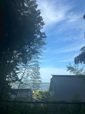 図6.　愛染院からの北浦の眺望